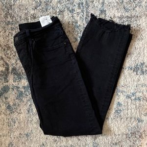 Levi’s distressed high rise straight jean black